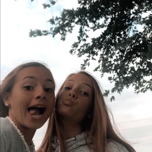 Meet your Posher, Emma